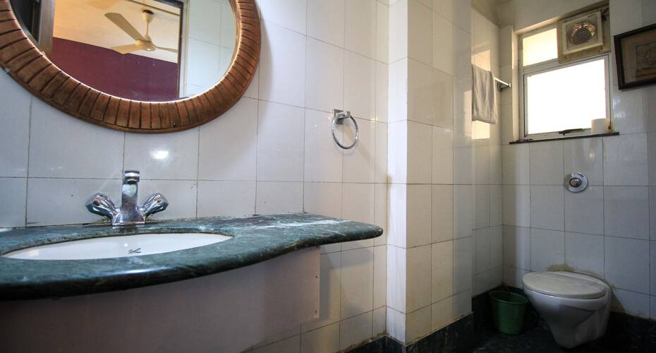 Sunrise Inn, Kolkata 5